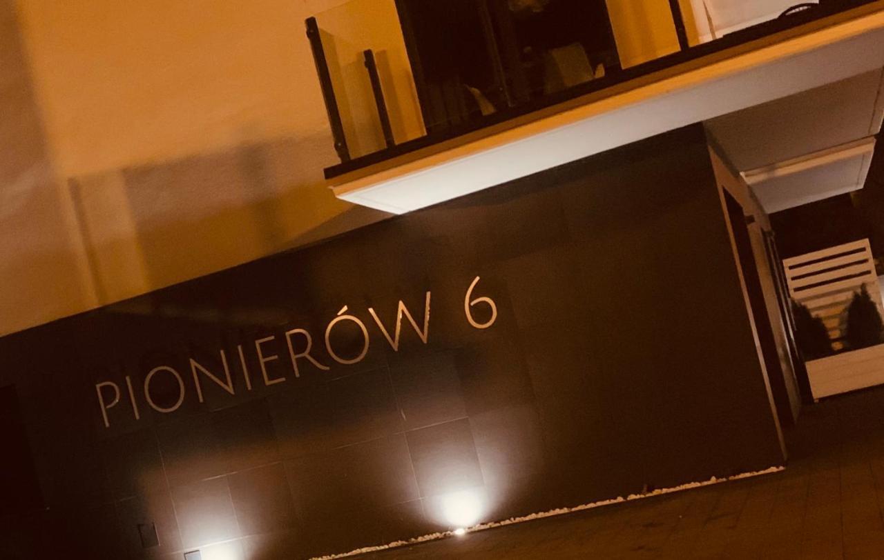 Apartament Ap8 ミエルノ エクステリア 写真